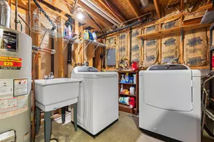 902 Aspen St, Hebron, IN 46341 - Photo 17