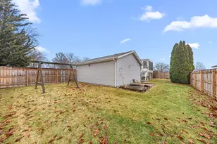 902 Aspen St, Hebron, IN 46341 - Photo 19