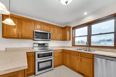 598 W 100 N, Valparaiso, IN 46385 - Photo 9