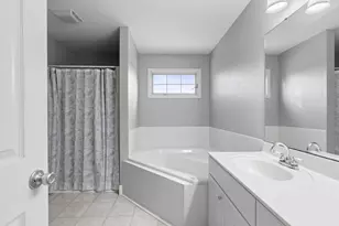 822 E Remington Square, La Porte, IN 46350 - Photo 31