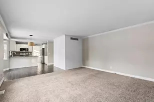 822 E Remington Square, La Porte, IN 46350 - Photo 21