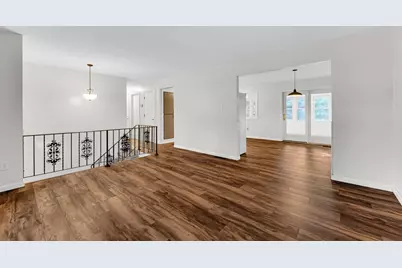 10447 N 477 E, Demotte, IN 46310 - Photo 5