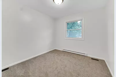 10447 N 477 E, Demotte, IN 46310 - Photo 13