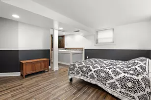 2005 Berkley Dr, Valparaiso, IN 46383 - Photo 11