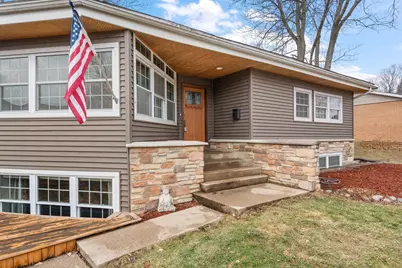 2005 Berkley Drive, Valparaiso, IN 46383 - Photo 1