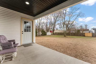 25 E Grove Street, Wheatfield, IN 46392 - Photo 15