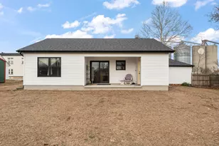 25 E Grove St, Wheatfield, IN 46392 - Photo 19