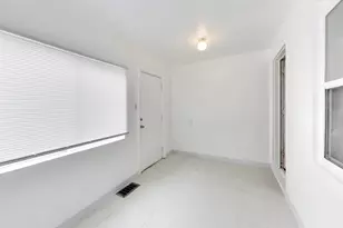 329 Pierce St, Gary, IN 46402 - Photo 3