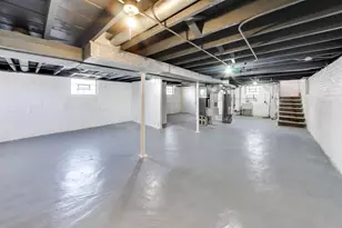 329 Pierce St, Gary, IN 46402 - Photo 17