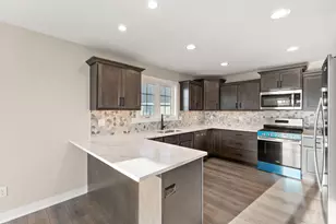 13973 Blue Sky Ct, Dyer, IN 46311 - Photo 7