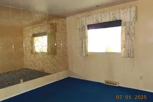 6813 Tyler St, Merrillville, IN 46410 - Photo 9