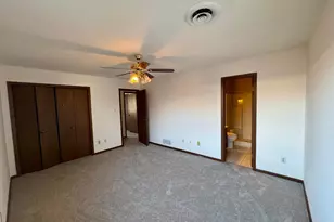 1184 Millpond Rd N, Valparaiso, IN 46385 - Photo 17