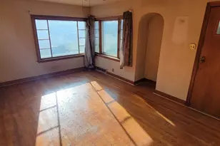 1410 Oak St, Michigan City, IN 46360 - Photo 9