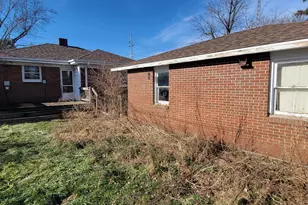 1410 Oak St, Michigan City, IN 46360 - Photo 7