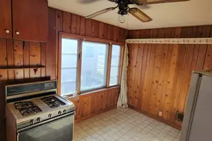 1410 Oak St, Michigan City, IN 46360 - Photo 11