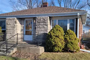 1410 Oak St, Michigan City, IN 46360 - Photo 3