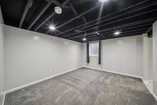 8450 Kraay Ave, Munster, IN 46321 - Photo 17