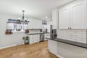 8450 Kraay Ave, Munster, IN 46321 - Photo 7