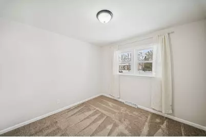 8450 Kraay Avenue, Munster, IN 46321 - Photo 13