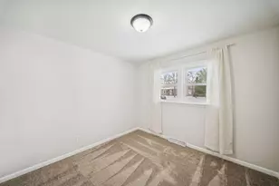 8450 Kraay Ave, Munster, IN 46321 - Photo 13