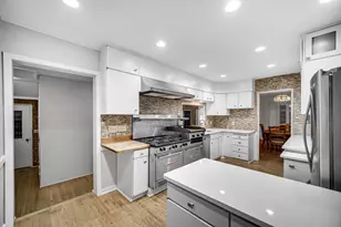 8339 Northcote Ave, Munster, IN 46321 - Photo 5