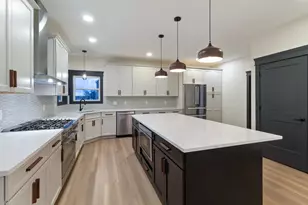 10138 Sentry Dr, Saint John, IN 46373 - Photo 23