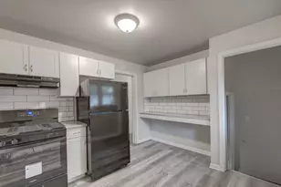 4727 Harrison St, Gary, IN 46408 - Photo 5