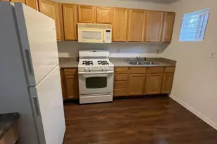 1832 Central Dr, Gary, IN 46407 - Photo 3