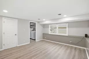 2431 Hickory Dr, Dyer, IN 46311 - Photo 25