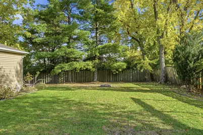 2431 Hickory Drive, Dyer, IN 46311 - Photo 33