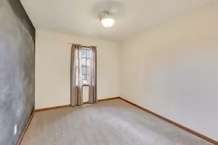 1642 Commodore Ln, Chesterton, IN 46304 - Photo 21