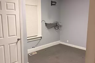 319 E Ridge Rd, Griffith, IN 46319 - Photo 7