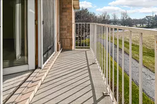 810 Swan Dr, Dyer, IN 46311 - Photo 15