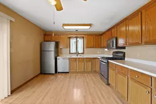 1932 Church St, Dyer, IN 46311 - Photo 7