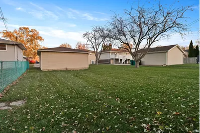 8036 Beech Avenue, Munster, IN 46321 - Photo 25