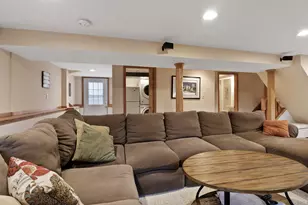 8036 Beech Ave, Munster, IN 46321 - Photo 21