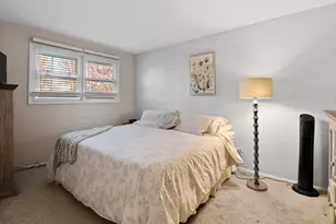 8036 Beech Ave, Munster, IN 46321 - Photo 15