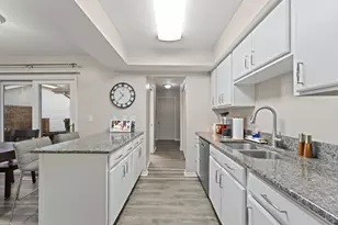 2610 Knollwood Dr, Crown Point, IN 46307 - Photo 5