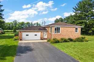 296 S 150 E, Valparaiso, IN 46383 - Photo 3