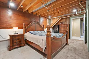 296 S 150 E, Valparaiso, IN 46383 - Photo 23