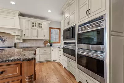 8955 Hillside Drive, Saint John, IN 46373 - Photo 11