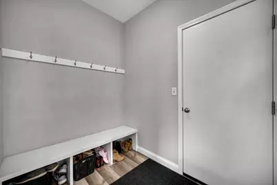 301 Hatch Lake Pkwy, Valparaiso, IN 46385 - Photo 11