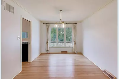 8800 Baring Avenue, Munster, IN 46321 - Photo 7