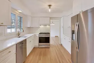 8800 Baring Ave, Munster, IN 46321 - Photo 11