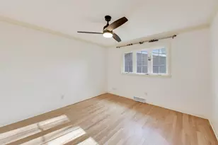 8800 Baring Ave, Munster, IN 46321 - Photo 23