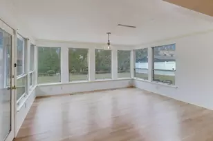 8800 Baring Ave, Munster, IN 46321 - Photo 15