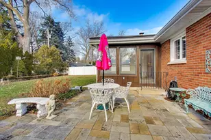 8800 Baring Ave, Munster, IN 46321 - Photo 39