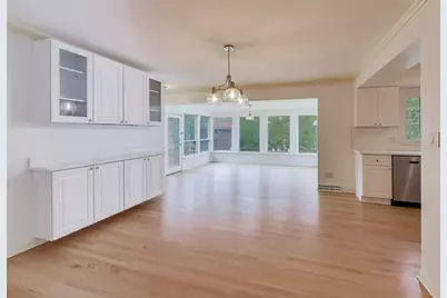 8800 Baring Avenue, Munster, IN 46321 - Photo 13