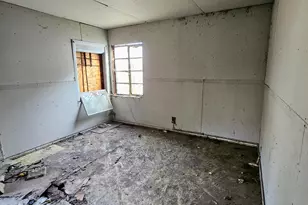 2208 Nichols Pl, Gary, IN 46407 - Photo 7