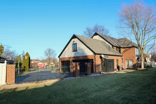 9814 Rose Ln, Munster, IN 46321 - Photo 41